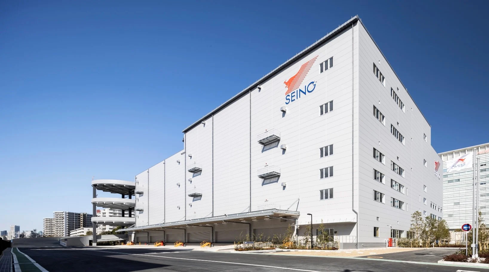 深川支店外観図